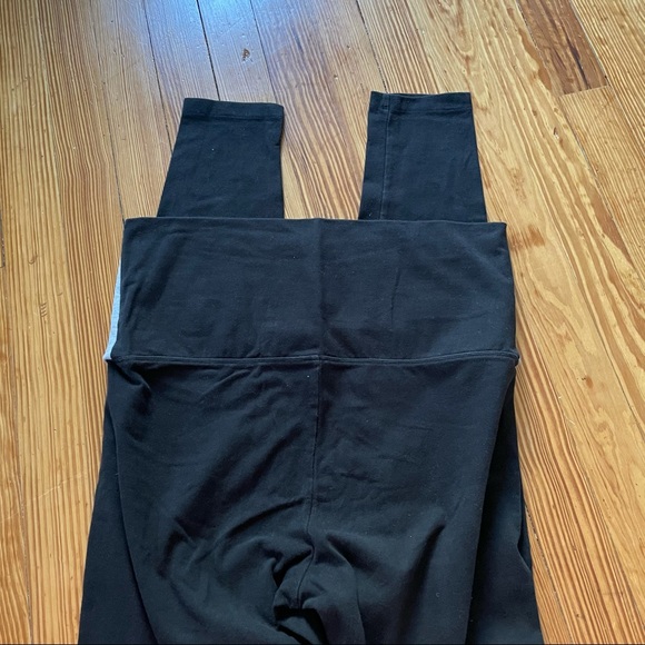 Victoria secret leggings - Picture 5 of 6